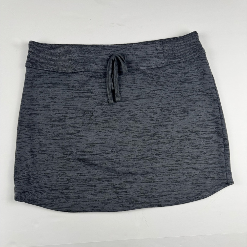 Athleta Downplay Heathered grey mini skirt size medium like new